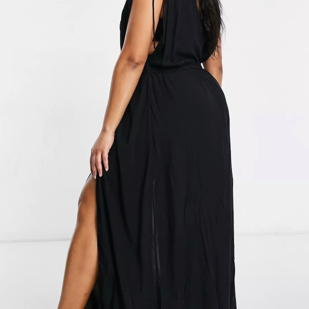 ASOS DESIGN Curve gathered detail maxi beach dress in black